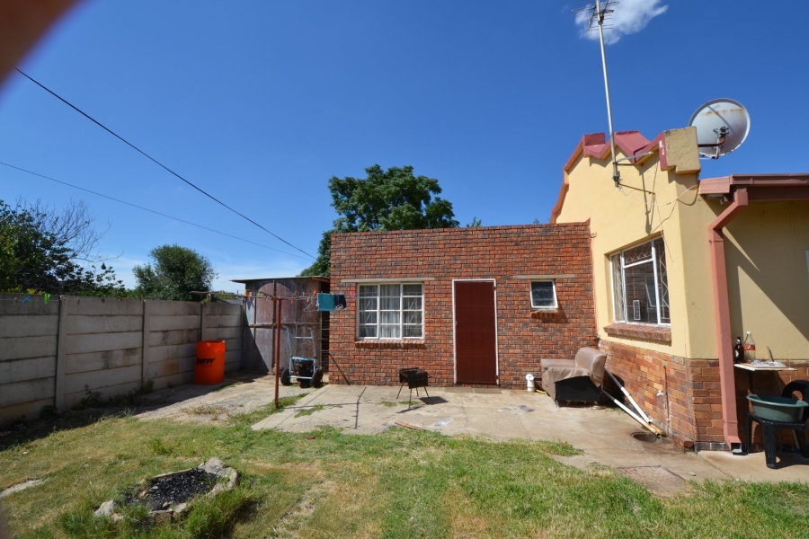 2 Bedroom Property for Sale in Hennenman Free State